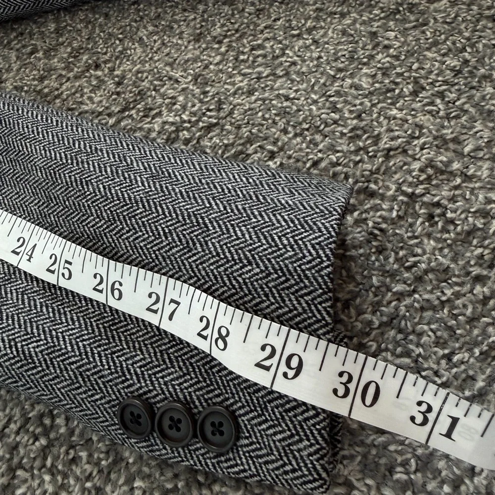 Brooks Brothers Gray Herringbone Sport Coat - Picture 8 of 10